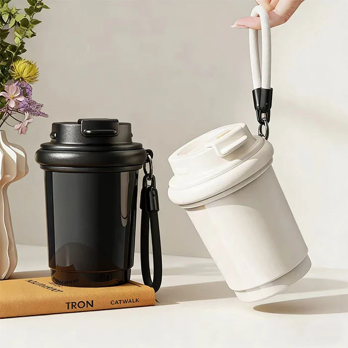 Isolatutako edalontzi hotza mantendu