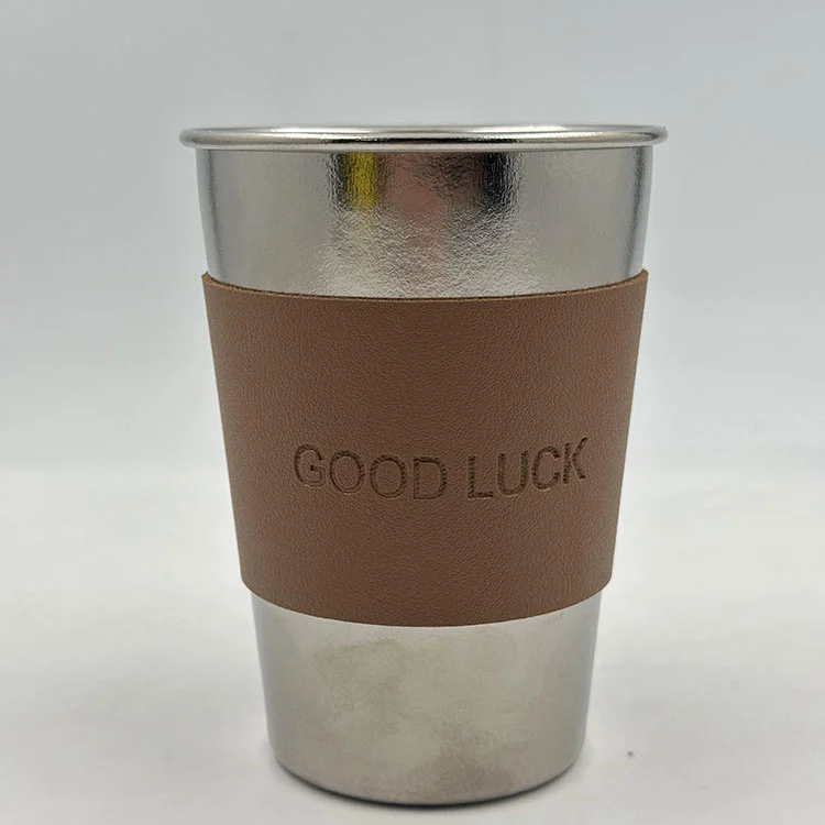 Titaniozko mug
